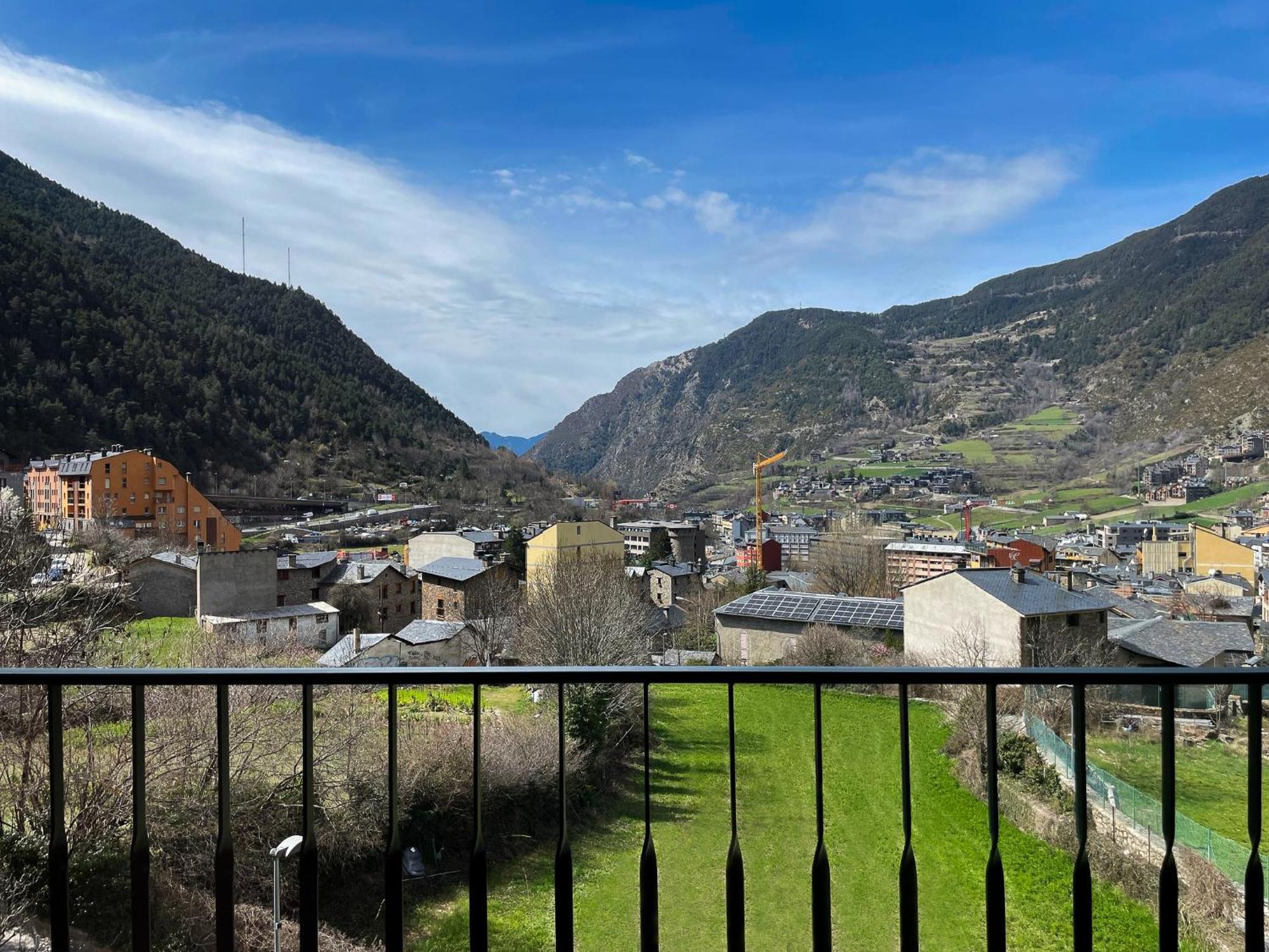 Coray Hotel