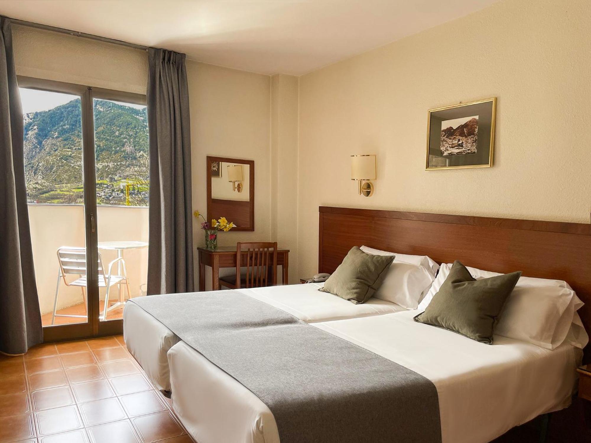 Coray By Pierre & Hotel Encamp