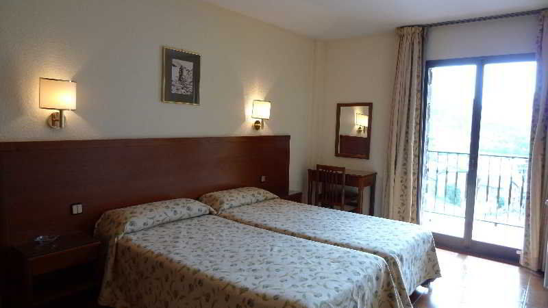 Coray By Pierre & 3* Encamp